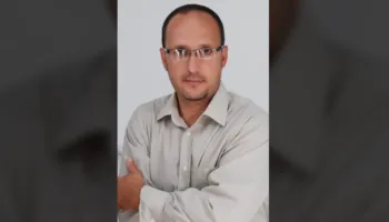 Cikël poetik nga Ilir Paja: Nata në ballin e një babai