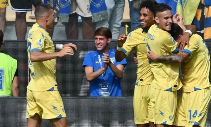 Como pëson humbjen e parë të sezonit, Frosinone surpriza më e bukur deri tani (video)