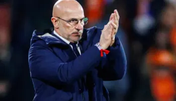 De la Fuente: Një spanjoll, kampion bote, duhet ta fitojë “Topin e Artë”