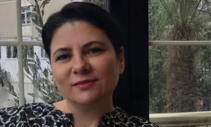 Dëgjomë! E mban mend kur më braktise, kur më le…