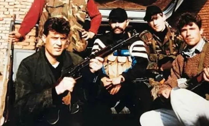 Deklarata e fortë e mikut të Kadri Veselit: Nëse ata janë fajtorë, atëherë fajtor është çdo ushtar i UÇK-së