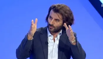 Deputeti i Albin Kurtit: Sa herë Tirana ka ndërhyrë në punët e Kosovës, na ka bërë dëm!
