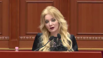Deputetja Luarasi flet për videon e sulmit verbal: 730 komente që flisnin për varje dhe pushkatim