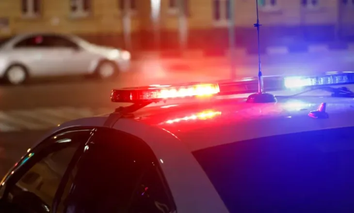 DETAJE TRONDITËSE: Jastëk mbi fytyrë dhe goditje në kokë, 28-vjeçarja dyshohet se sulmoi gjyshen e burrit