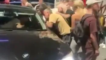 Dhunoi disa kalimtarë, arrestohet 33-vjeçari, procedohen 15 të tjerë pas tubimit në Tiranë