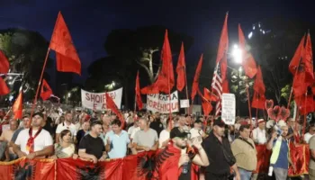 Dita e 123-të e protestës në bulevard, marshim dhe fjalime kundër Qeverisë!