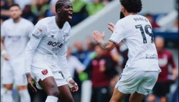 “Dockers’ Derby” rikthehet pas 14 vitesh. 4 gola të shënuar dhe spektakël në fushë e tribuna, por pa fitues (video)