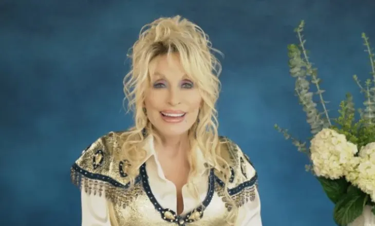 Dolly Parton nderohet pas vdekjes me çmimin për arritje jetësore