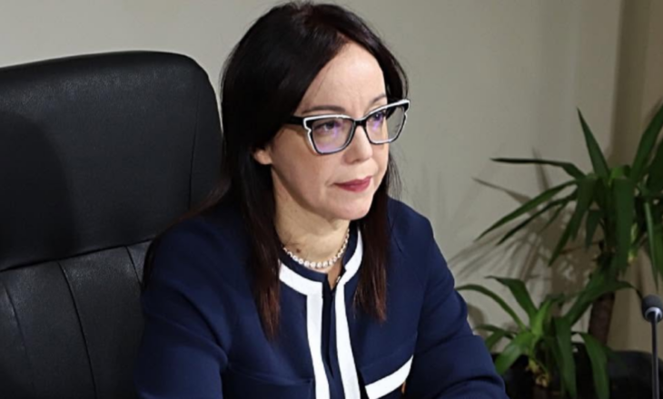 Dorëheqja e Evis Salës, Klodiana Spahiu emërohet ministre e Shëndetësisë