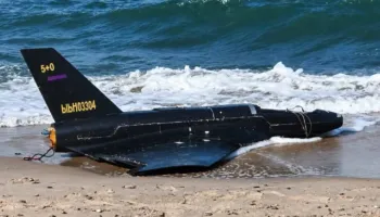 Droni rus i zbuluar në Detin Baltik, pranë brigjeve të Polonisë, mbante një kokë rakete dhe një detonator