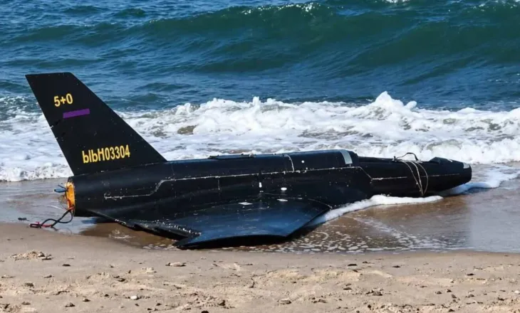 Droni rus i zbuluar në Detin Baltik, pranë brigjeve të Polonisë, mbante një kokë rakete dhe një detonator