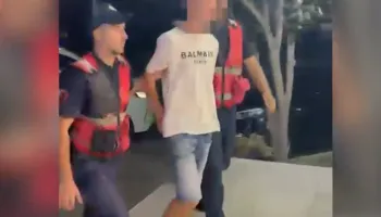 Durrës/ Kapet 21-vjeçari me 297 doza heroinë dhe kokainë, arrestohet në flagrancë