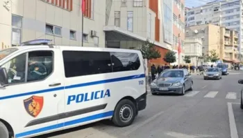 Dy persona dhunojnë drejtorin e Ujësjellësit të Elbasanit, Luan Tabaku u godit me sende të forta! Kush janë autorët dhe shkaqet e sulmit