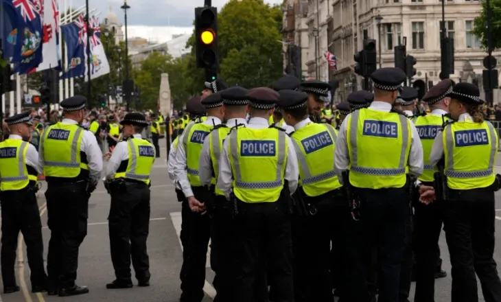 Dyshime për ndihmë ndaj një shërbimi të inteligjencës së huaj, arrestohen dy persona në Britani