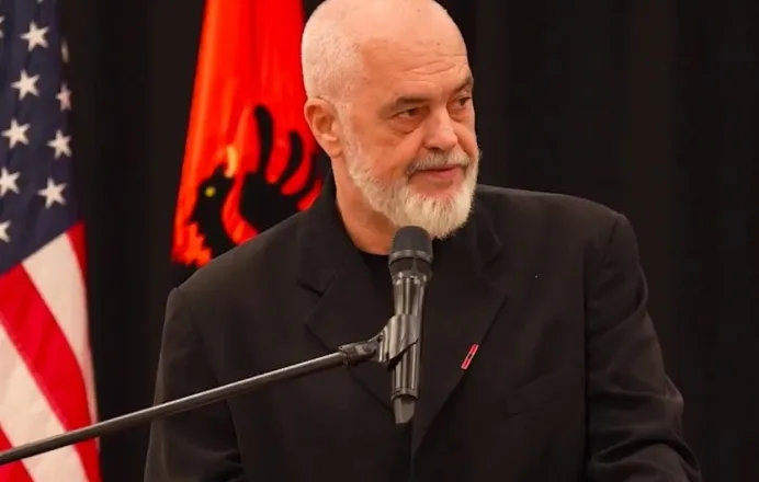 “E kthyen Shqipërinë në arenë Trumpizmi!”- Takimi me shqiptarët në Miçigan, Rama: Flamingo doli nga laguna dhe erdhi në Tiranë! Dëgjova se do bënin protestë dhe…
