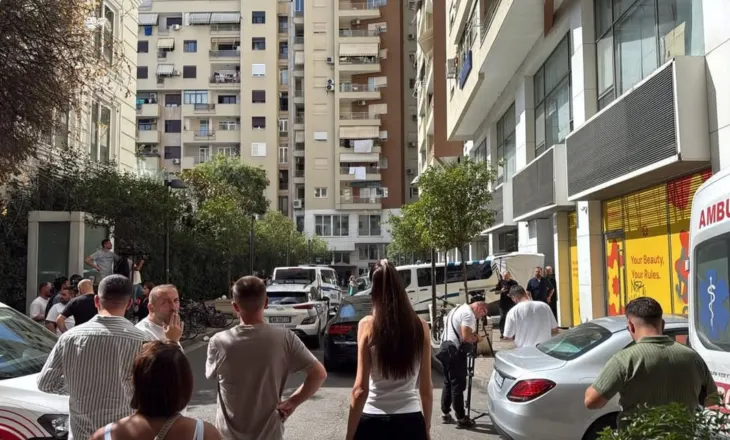 E qëlloi me thikë, flet 68-vjeçari që vrau gruan: I thosha të rrinte tek shtëpia jonë …