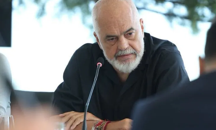 Edi Rama reagon për dorëheqjen e ministres së Shëndetësisë, Evis Sala