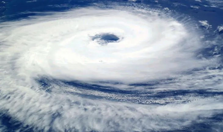 “El Niño” dhe ngrohja globale ngrenë alarmin te shkencëtarët! Më shumë nxehtësi dhe më shumë lagështi, avujt e ujit në nivele rekord