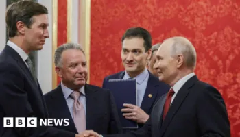Emisarët amerikanë takohen me Putinin në Moskë për paqe në Ukrainë