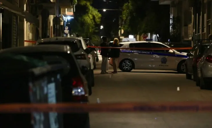 EMRI/ Atentati në Athinë ku mbeti e plagosur edhe 10-vjeçarja shqiptare, urdhri dyshohet se u dha “Klodi”, bosi i ‘Mafies së burgjeve’! Babai i vajzës, pronar i…