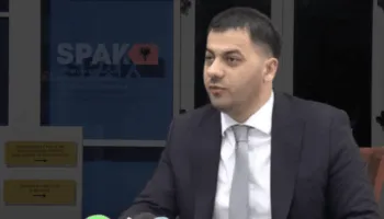 Ergys Agasi nga qelia bën divorc me Vlora Hysenin/ Analisti: I janë hapur portat e ferrit