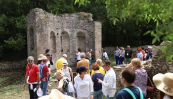 “Euronews”: Si u shndërrua Shqipëria në një nga destinacionet turistike me rritjen më të shpejtë në Europë