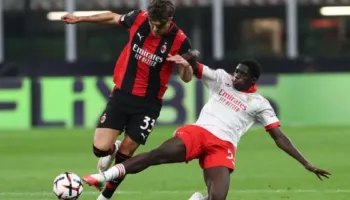 Europa League/ Rikthim i hidhur për Milanin, kuqezinjte e nisin aventurën me humbje ndaj Benficës