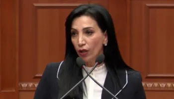 Evis Kushin emërohet nënkryetaren e re të Kuvendit, zëvendëson Klodiana Spahiun