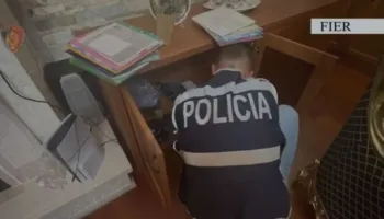 Falsifikuan dokumentet për prona! Tjetër masë për ish-drejtorin e Kadastrës Fier e 2 të tjerë! Video e kontrolleve