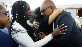 Familja e Tupac pas vendimit: Pritëm 30 vjet