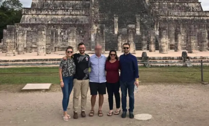 Familja shqiptare shuhet në Athinë! Florinda dhe bashkëshorti ishin në muaj mjalti, vëllai i saj dhe kunata po prisnin një fëmijë