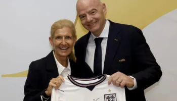 Federata Angleze sfidon Infantinon dhe kërkon hetim për dy çështjet që tronditën FIFA-n: Hapini dosjet!