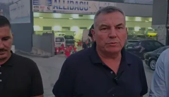 Flakët në Fier vijojnë të mbeten problematike, Çako: Të ndëshkohen maksimalisht njerëzit që ndezin zjarre