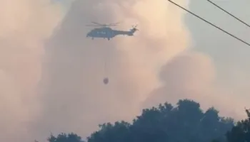 Flakët përfshijnë Peshtanin e Vogël, nis evakuimi i banorëve