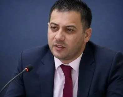 Flamur Noka: Gys Agasi shkarkoi katër ministra!