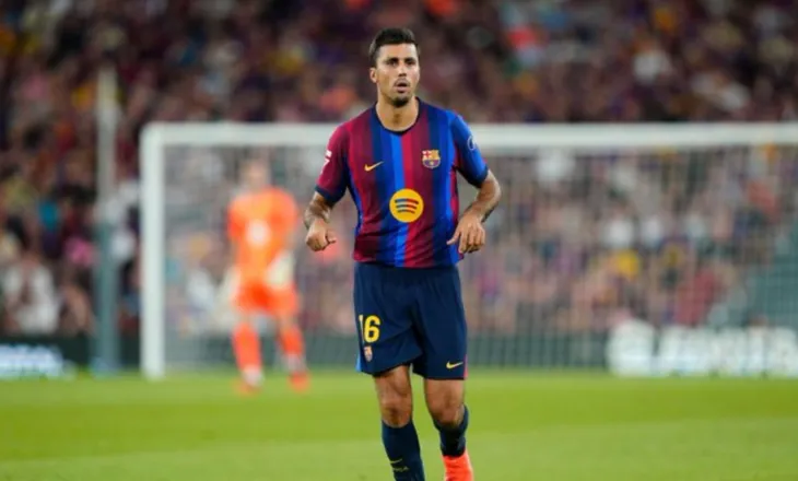 “Fliku dhe Guardiola nuk ngjajnë aspak”, Rodri befasohet te Barcelona: Stërvitjet nuk ishin normale