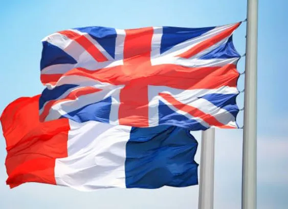 Franca dhe Britania në bisedime për ti dhënë fund marrëveshjes së emigrantëve –