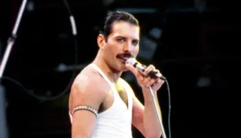 Freddie Mercury, zëri i jashtëzakonshëm që e ndryshoi historinë e rock-ut