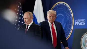 Fundi i luftës? Trump pritet të telefonojë Putinin dhe Zelenskyn pas bisedimeve për paqen