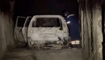 Fuoristrada e vjedhur gjendet e djegur brenda në tunelin e vjetër ushtarak në Vlorë! Dyshimet e para