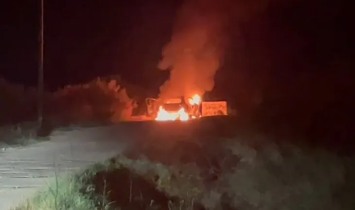 Fuoristrada e vjedhur në Panaja gjendet e djegur në tunelin e vjetër ushtarak! Policia nis hetimet, mund të jetë përdorur nga ndonjë grup kriminal