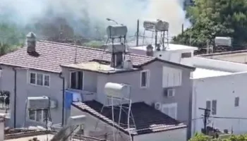 Fushë-Krujë/ Zjarri përfshin banesën, shembet çatia