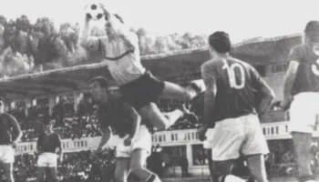 Futbolli në zi, ndahet nga jeta Vasillaq Konomi, ish-portieri i Tiranës që u përball me gjigantët e Ajaxit të viteve ’70!