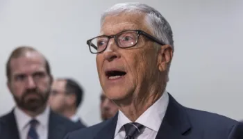 Gates: Asnjë qeveri nuk është gati për ndryshimet që do sjellë Inteligjenca Artificiale