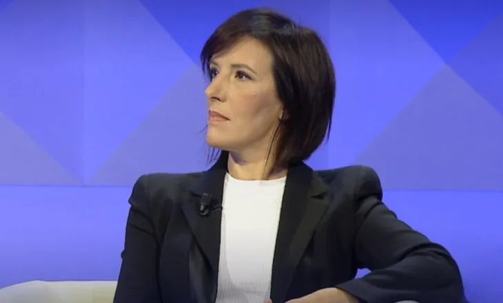 Gazetarja Lala “hap thesin” për Vlora Hysenin: Ka përgjuar zyrtarët që kishin përplasje me Agasin