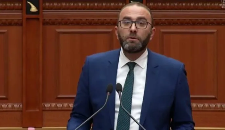 Gazment Bardhi: Pse SPAK nuk sjell kërkesë për arrestimin e Ballukut, apo “Aleanca e Valamarit” është më e fortë se ligji?