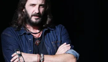Gerhard Pregapuca: Më kthe të gjitha puthjet që të dhashë