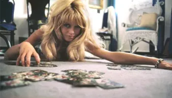 Gjësendet personale të ikonës francize Bardot dalin në ankand në Paris 
