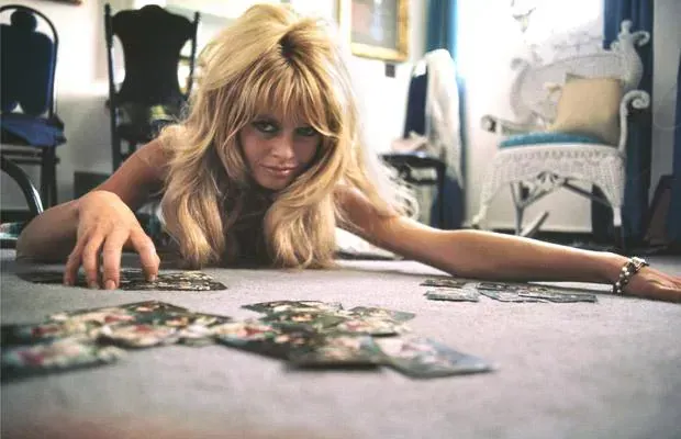 Gjësendet personale të ikonës francize Bardot dalin në ankand në Paris 