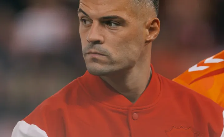 Granit Xhaka mbetet jashtë grumbullimit të Zvicrës, është nën hetim: Ishte një gabim, më vjen keq